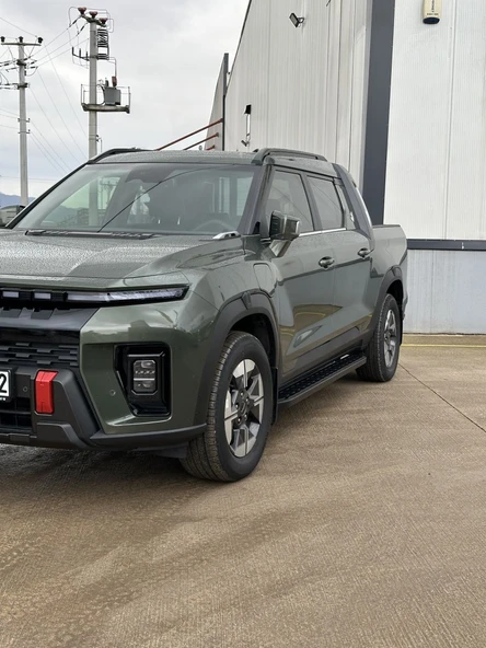 KGM Musso EV Model Uyumlu Yan Basamak Seti AQM4WD PNS02 ürün görseli 1
