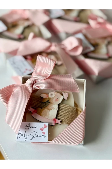 pearlsavon 10’lu Kişiye Özel Baby Shower ve Doğum Hediyeliği Seti | Tavşan & Ayıcık Temalı Ahşap Figürlü Sabun ürün görseli 1
