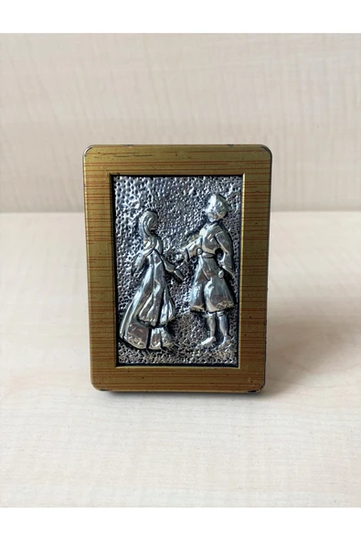 SANAT TACİRİ AVRUPA RÖLYEF METAL ÇERÇEVE YÜKSEK RÖLYEF ÇALIŞMA PLASTİK KASA ÇERÇEVE ürün görseli 1