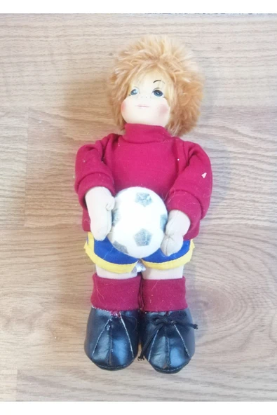 SANAT TACİRİ Koleksiyonluk Avrupa Porselen Yüzlü Futbolcu Figür No 989 ürün görseli 1
