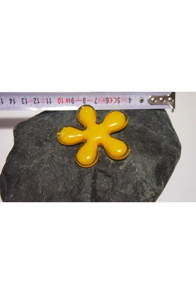 SANAT TACİRİ - Plastik Sarı Yıldız Yonca Şeklinde Magnet Koleksiyonluk ürün görseli 1