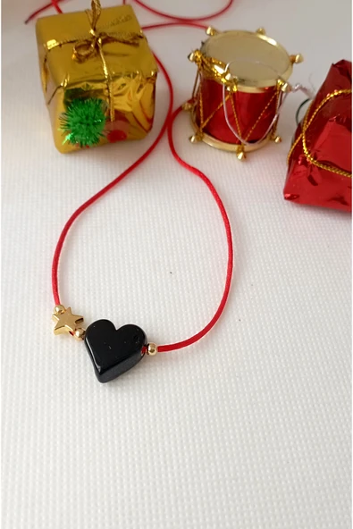 nergis collection Siyah Kalp Yıldız Detaylı Murano Choker Kırmızı İp Kolye ürün görseli 1