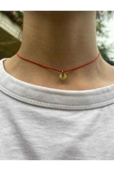 nergis collection Kırmızı İpli Harfli Choker Kolye ürün görseli 1