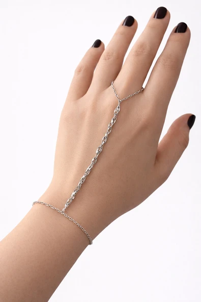 nergis collection Modern Zincir Detaylı Şahmeran Bileklik Gümüş Renk Minimal El Zinciri ürün görseli 1