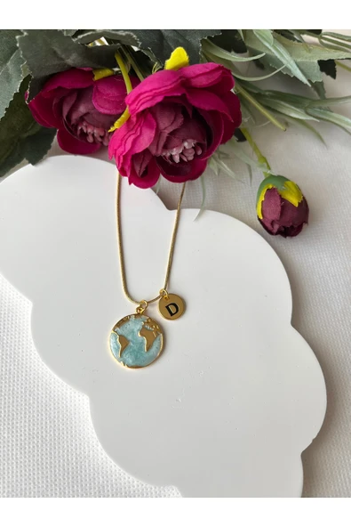 nergis collection Dünya Çelik Harfli Açık Mavi Tasarım Kolye ürün görseli 1