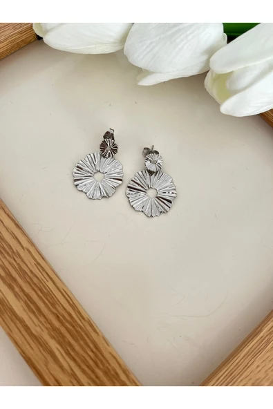 nergis collection Gümüş Kaplama Sallantılı Kadın .Çelik Küpe ürün görseli 1