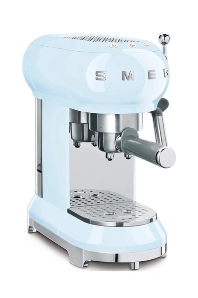 Smeg, ECF01PBEU Manuel Espresso makinesi, cappuccino sistemi, termoblok, geniş fincan haznesi ve çift kahve fonksiyonu, 1 litre su deposu, kompakt boyutlar, 1350W, pastel mavi ürün görseli 1