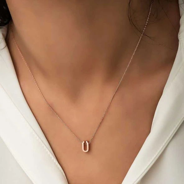 Gümüş Rose 3 Boyutlu Ü Harf Bayan Kolye ürün görseli 1