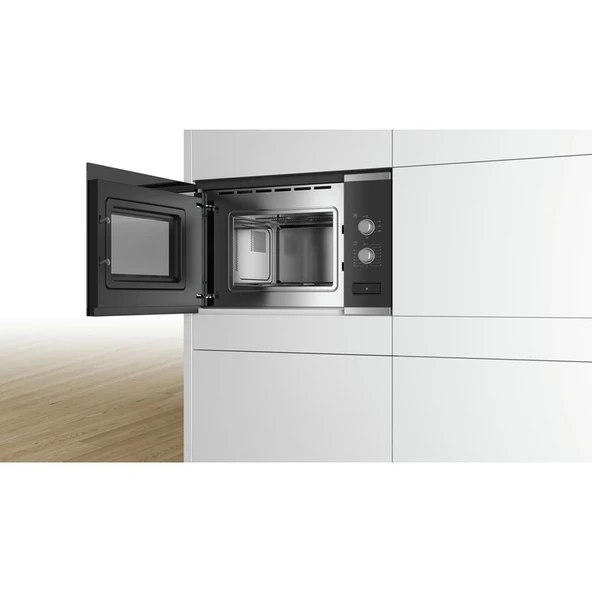 Bosch BFL520MS0 20 Lt Siyah Ankastre Mikrodalga Fırın ürün görseli 1