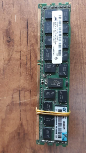 MICRON 8GB DDR3 PC3-10600R SERVER ECC RAM MT36JSF1G72PZ-1G4M1FE ürün görseli 1