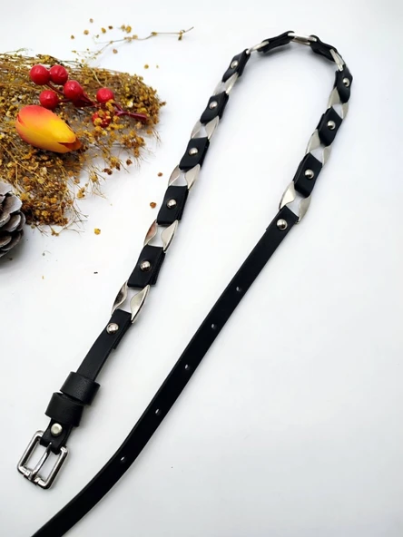 Kemerinde Metal Detaylı Gümüş Renk Tokalı Kadın Kemer ürün görseli 1