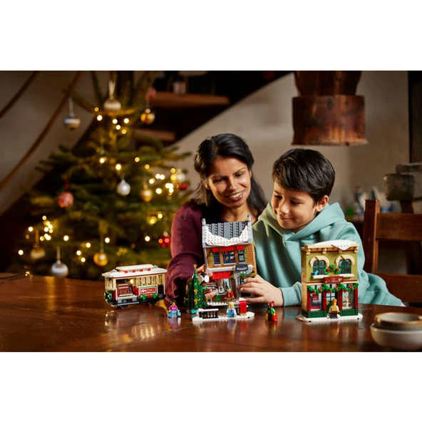 LEGO 10308 Yılbaşı Caddesi - Resim 5