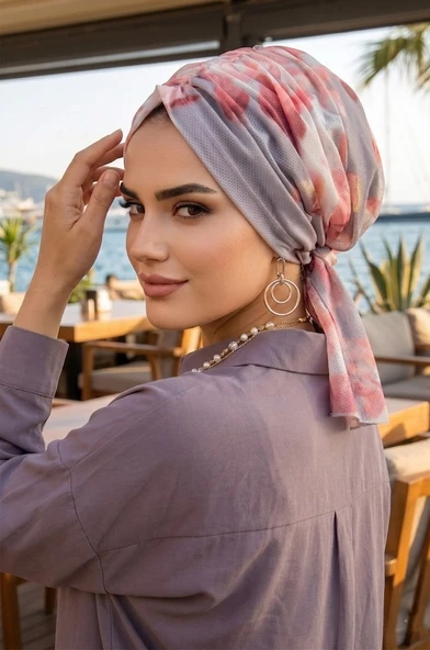 Pudra Gri Desenli Tokalı Bone ürün görseli 1