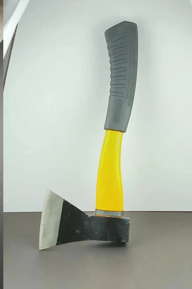 Revello RV-12 Profesyonel Kamp Baltası - 35 cm - 500 G Fiber Saplı Nacak ürün görseli 1