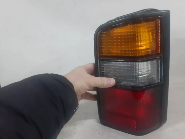 SAĞ MITSUBISHI L300 Mitsubishi L300 Minibüs Panelvan Arka Stop Lambası Arka Far 1998-2004 Duyu hariç SAĞ yolcu tarafı ürün görseli 1
