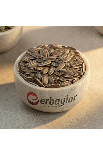 Erbaylar Siyah Ayçekirdeği Çiğ - 1 kg ürün görseli 1