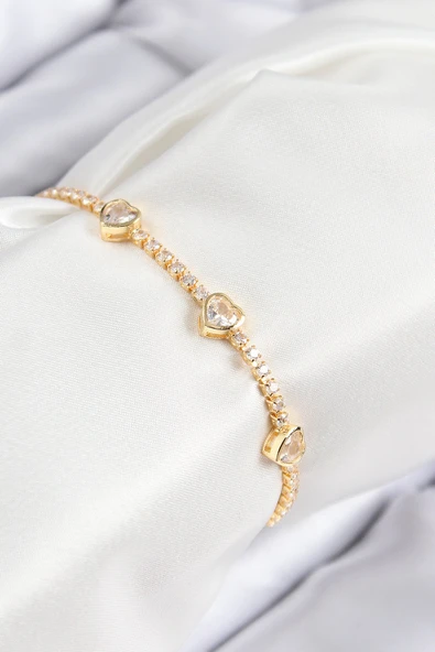 Pirinç Zirkon Taşlı Sıralı Kalp Model Gold Renk Kadın Bileklik ürün görseli 1