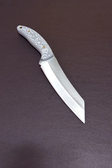 Modern Tanto Serisi Premium Hediyelik Bıçak 4034 Çelik Kamp ve Outdoor Bıçağı Özel İşlemeli Verzalit Kompakt Kabza & Deri Kılıf ürün görseli 1