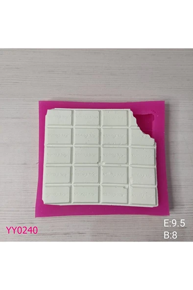 YY0240 Ucu Isırılmış Çikolata Silikon Kalıp ürün görseli 1