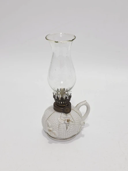 Kabartmalı Çiçek Motifli Antika Porselen Gaz Lambası 018 ürün görseli 1