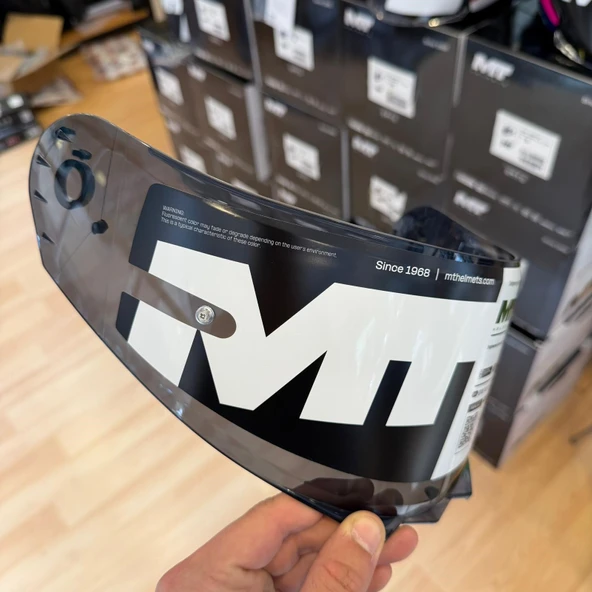 MT HELMETS SİYAH VİZÖR 935 (GENESIS) ürün görseli 1