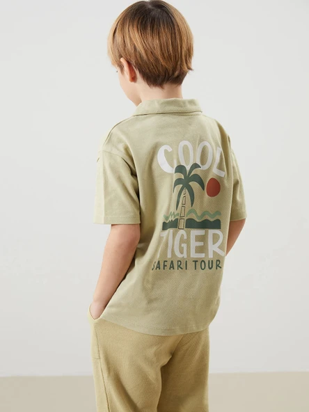 LCW Kids Haki Resort Yaka Baskılı Erkek Çocuk Tişört ürün görseli 1