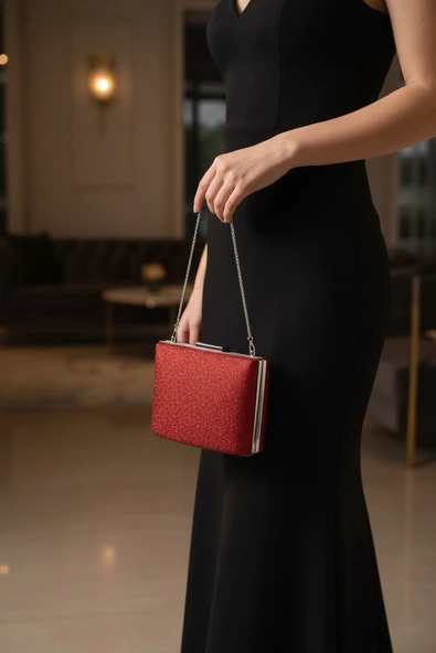 Enoch Kadın Kırmızı Sim Dokulu Gümüş Çerçeveli ve Zincir Askılı Minimalist Abiye Portföy Çanta ürün görseli 1