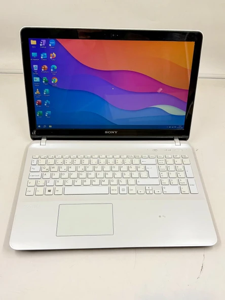 SONY VAIO SVF152C29W SERİSİ İntel Pentium 2117 8 Gb Ram 64 Gb SSD Dizüstü Bilgisayar ( OUTLET ) ürün görseli 1
