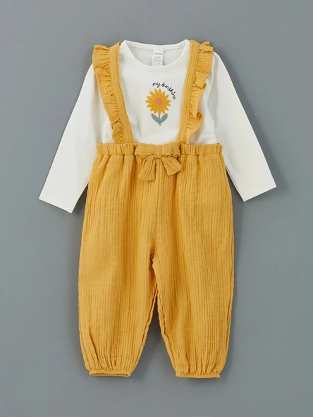 LCW baby EKRU Bisiklet Yaka Kız Bebek Bluz ve Askılı Pantolon 2'li ürün görseli 1