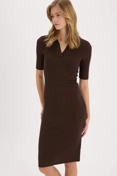 Defacto E6806 Kahve Bodycon Vücudu Saran Polo Yaka Basic Düz Fitilli Kaşkorse Kısa Kollu Midi Elbise ürün görseli 1