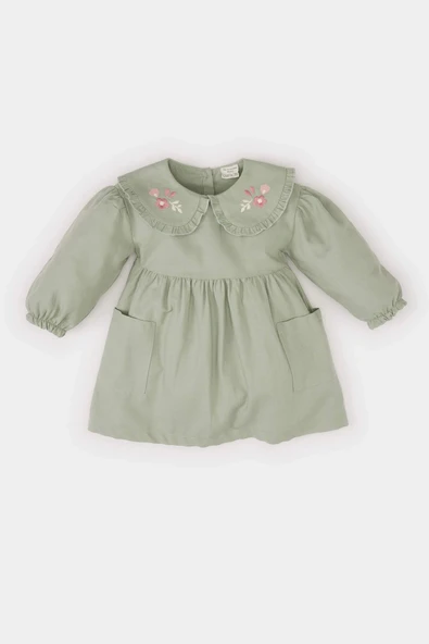 Defacto D9566 Yeşil Kız Bebek Büyük Yaka Nakışlı Uzun Kollu Cepli Twill Elbise ürün görseli 1