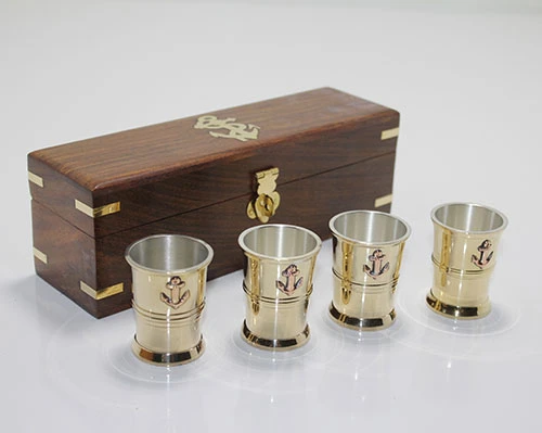 Ahşap Kutulu 4'lü Pirinç Shot Bardak Seti ürün görseli 1