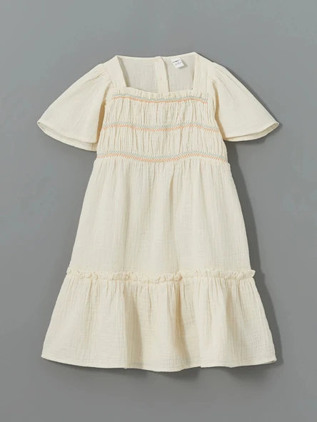 LCW Kids Ekru Basic Müslin Büzgülü Kız Çocuk  Elbise ürün görseli 1