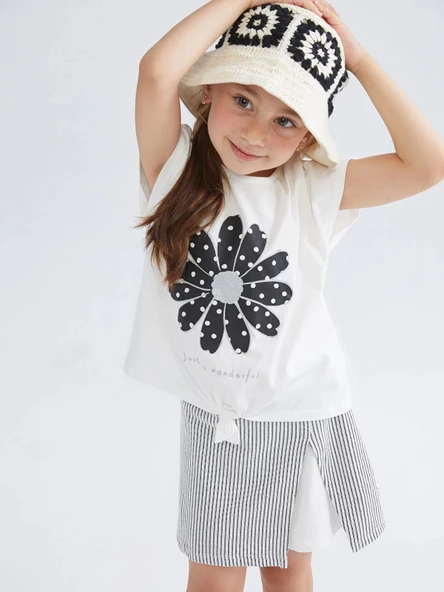 LCW Kids Ekru Çiçekli Kız Çocuk Bluz ve Şort Etek 2'li ürün görseli 1