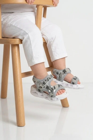 Cool Gri Cırtlı Işıklı Hafif Bebek Sandalet Sage B ürün görseli 1