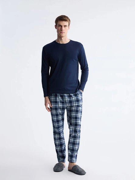 LC WAIKIKI Lacivert Standart Kalıp Erkek Pijama Takımı ürün görseli 1