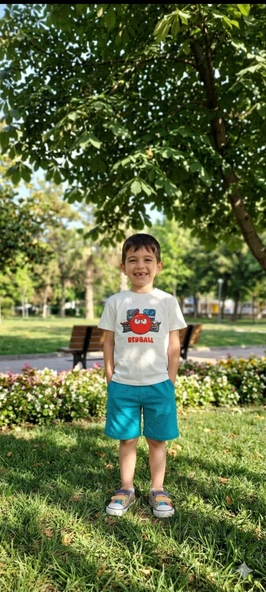 Red Ball Detaylı Çocuk Şortlu Takımı ürün görseli 1