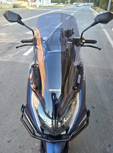MOTOCAM Arora Safari PRO Ön Cam 2023-2026 Model 70cm Füme Renkli 4mm ORİJİNAL BOYLU ürün görseli 1
