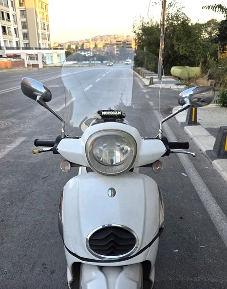 MOTOCAM Aprilia Scarabeo 200 İe Ön Cam 35cm 2008-2015 Model Şeffaf Renkli 4mm ürün görseli 1