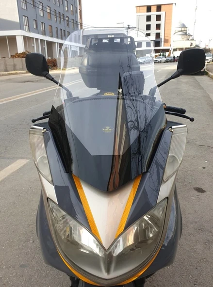 MOTOCAM Yamaha Majesty 400 Ön Cam 2003-2015 Model 68cm Şeffaf Renkli 4mm ürün görseli 1