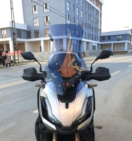 MOTOCAM Honda Adv 350 Ön Cam 2023-2026 Model 72cm Füme Renkli 4mm UZUN ürün görseli 1