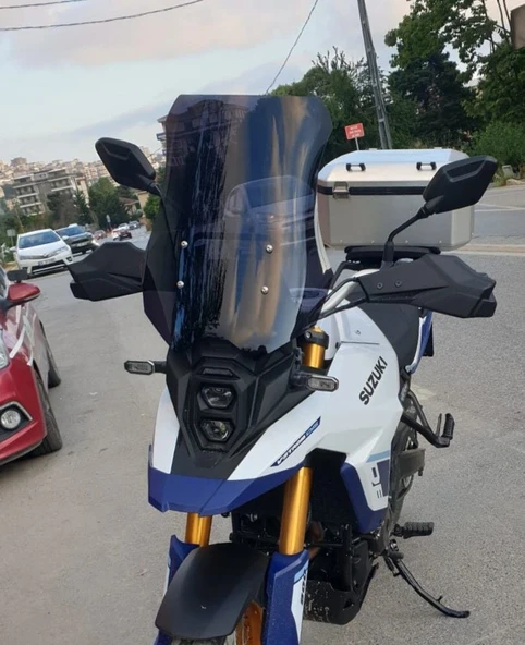 MOTOCAM Suzuki V-strom 800 SE Ön Cam 2023-2026 Model 50cm Siyah Renkli 4mm ürün görseli 1