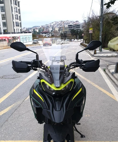 MOTOCAM Benelli TRK 702 X Ön Cam 2024-2026 Model 51cm Şeffaf Renkli 4mm ürün görseli 1