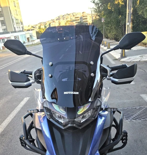 MOTOCAM Qj SRT 550 Ön Cam 2022-2026 Model 54cm Siyah Renkli 4mm ürün görseli 1