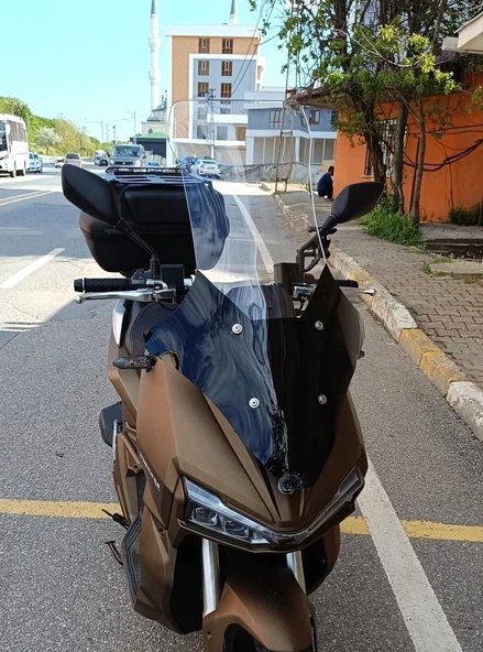 MOTOCAM Yuki Adventure 150 Ön Cam 2023-2026 Model 78cm Şeffaf Renkli 4mm UZUN ürün görseli 1
