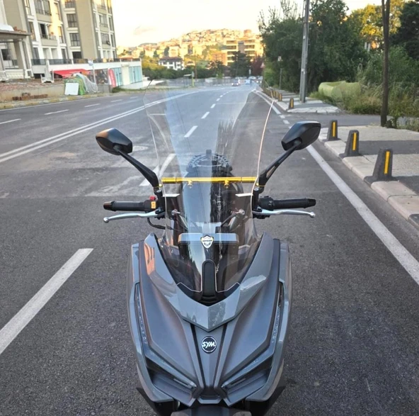 MOTOCAM Sym JET 14 EVO 200 PLUS Ön Cam 2023-2026 Model 58cm Şeffaf Renkli 4mm ürün görseli 1