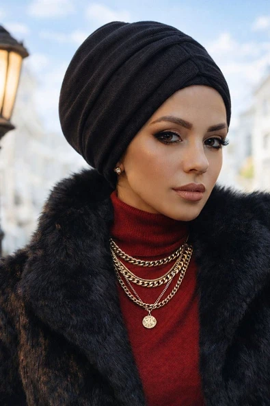 Siyah Triko Kışlık Hazır Büzgülü Bone ürün görseli 1