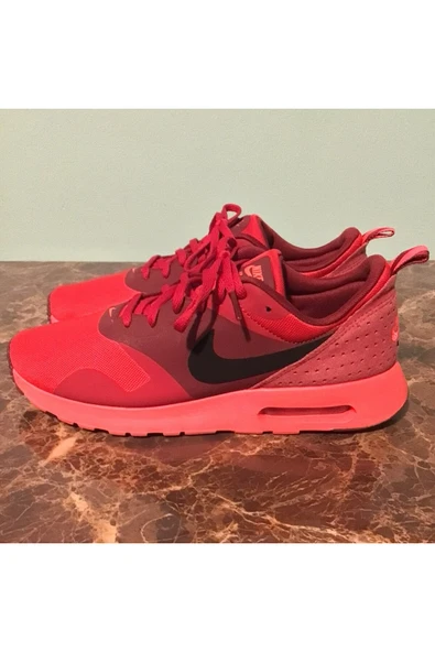 AIR MAX TAVAS RED RUNNİNG WALKİNG 705149-600 ürün görseli 1