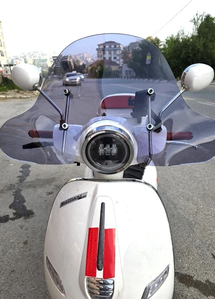 MOTOCAM Küba Master MT 50 Ön Cam 2021-2026 Model 45cm Füme Renkli Elcikli APARATSIZ ürün görseli 1