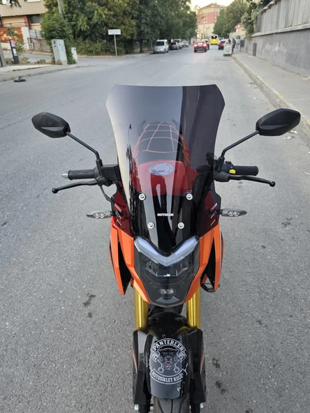 MOTOCAM Arora ARS 200 Ön Cam 2022-2026 Model 46cm Siyah Renkli 4mm ürün görseli 1